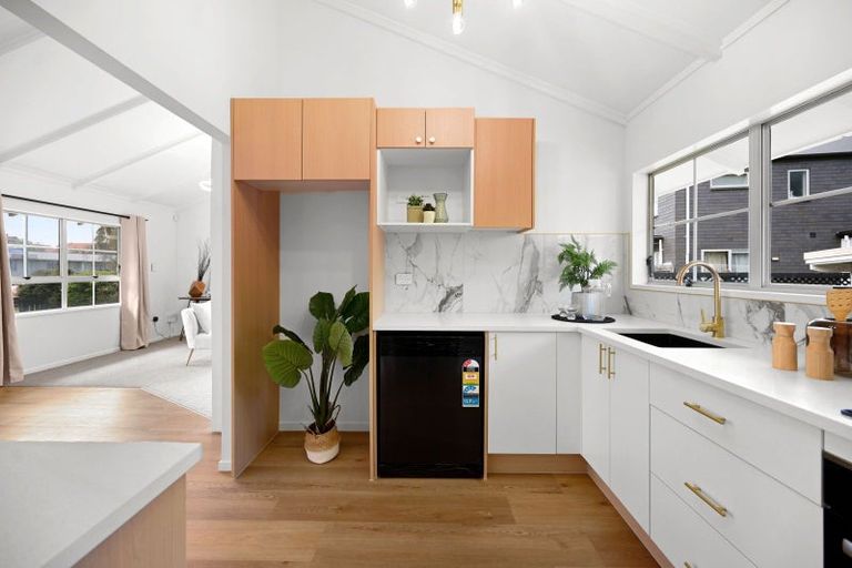 Photo of property in 11 Hibiscus Avenue, Hamilton Lake, Hamilton, 3204