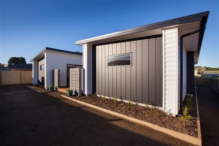 Photo of property in 41 Cyrus Street, Whalers Gate, New Plymouth, 4310