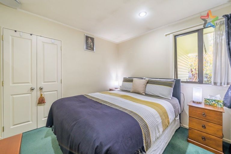 Photo of property in 51 Stokes Valley Road, Stokes Valley, Lower Hutt, 5019