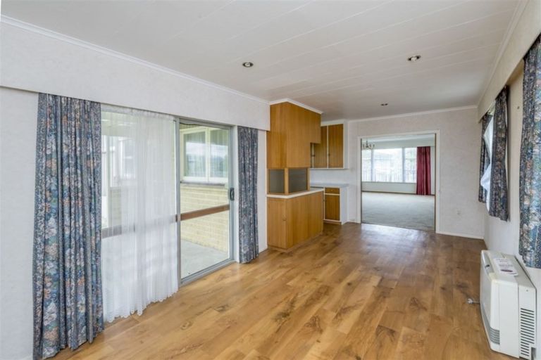 Photo of property in 11 Burn Street, Levin, 5510