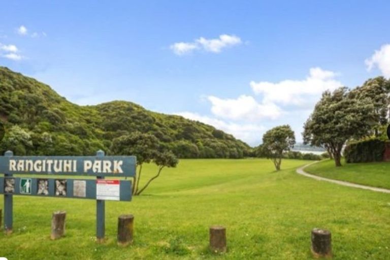 Photo of property in 19 Mahinawa Street, Takapuwahia, Porirua, 5022