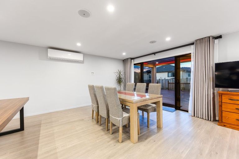 Photo of property in 35 Johns Creek Crescent, Silverdale, 0932