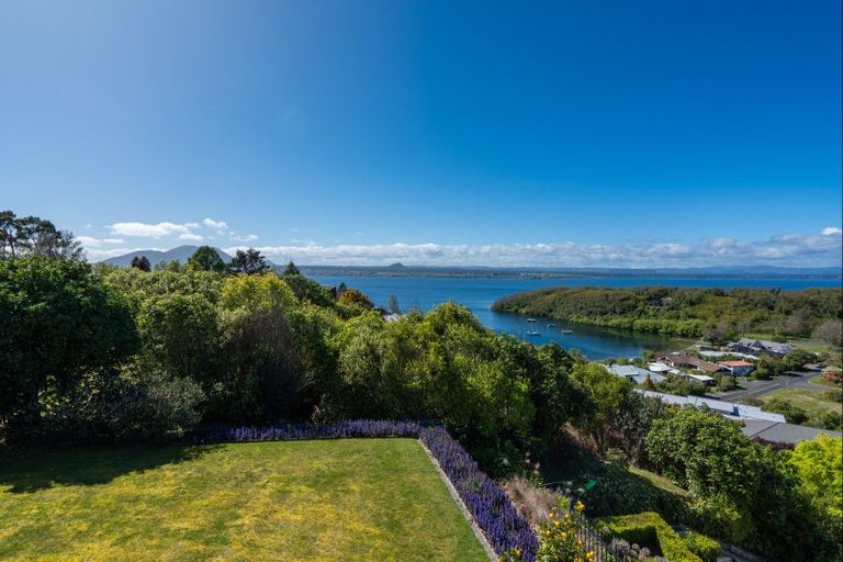 Photo of property in 119 Wakeman Road, Acacia Bay, Taupo, 3330