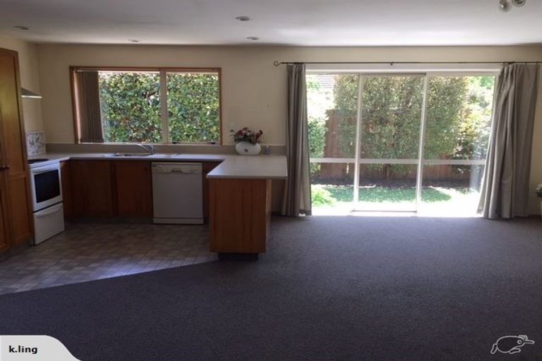 Photo of property in 2/395 Ilam Road, Bryndwr, Christchurch, 8053