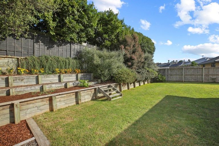 Photo of property in 14 Max Landing, Grandview Heights, Hamilton, 3200