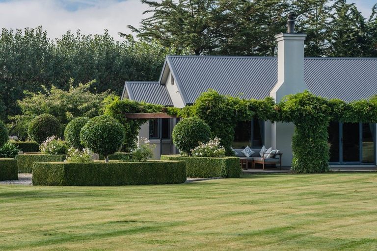 Photo of property in 143 Falvey Road, Levels, Timaru, 7975