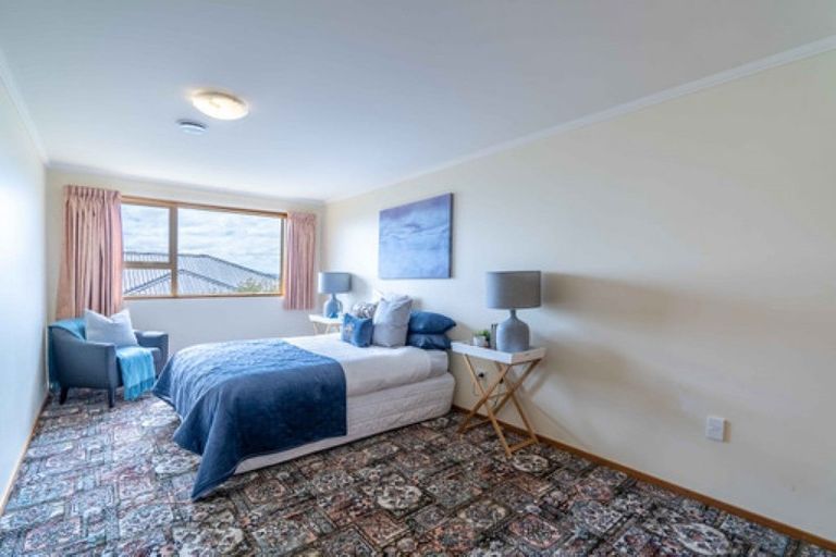 Photo of property in 12 Osborne Street, Riverton/aparima, Riverton, 9822