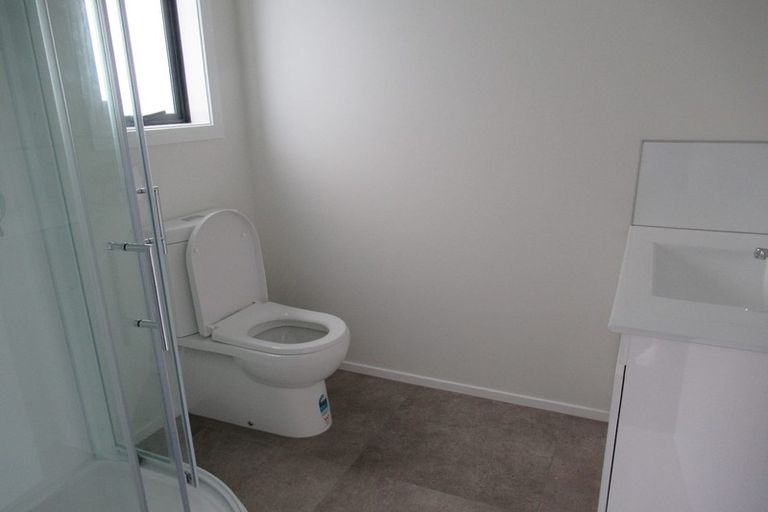 Photo of property in 24a Kings Drive, Levin, 5510