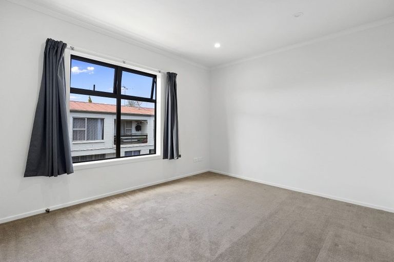 Photo of property in 2/201 Ulster Street, Whitiora, Hamilton, 3200