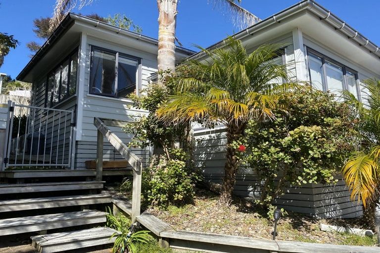 Photo of property in 24 Coralsea Way, Arkles Bay, Whangaparaoa, 0932