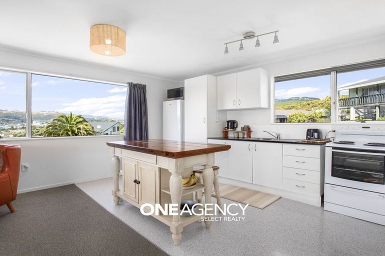 Photo of property in 12 Chapel Street, Takapuwahia, Porirua, 5022