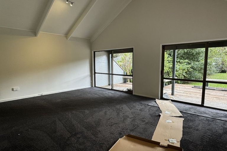 Photo of property in 29 Oteha Valley Road, Northcross, Auckland, 0632