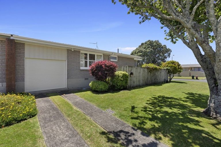 Photo of property in 1 Cherrywood Drive, Otumoetai, Tauranga, 3110