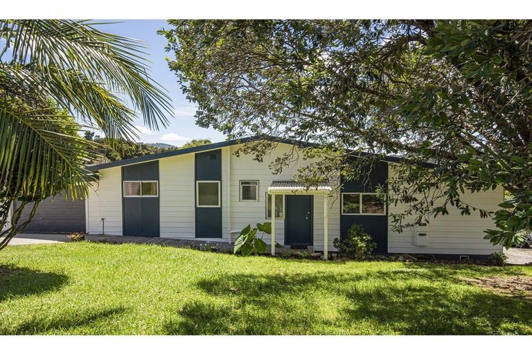 Photo of property in 16 Ascot Avenue, Te Kamo, Whangarei, 0112