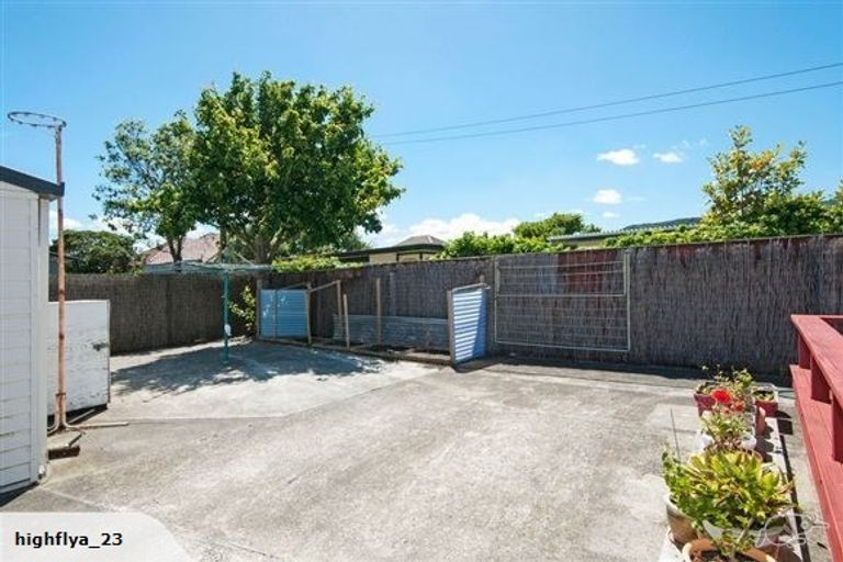 Photo of property in 217 Waterloo Road, Hutt Central, Lower Hutt, 5011