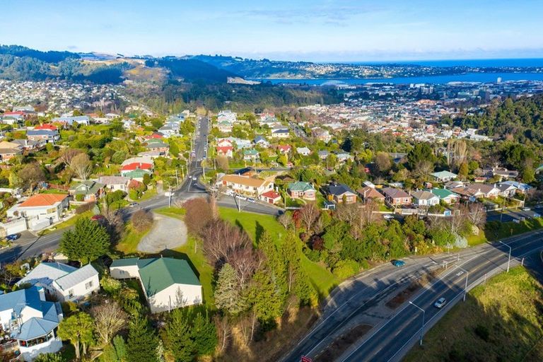 Photo of property in 211 Pine Hill Road, Dalmore, Dunedin, 9010