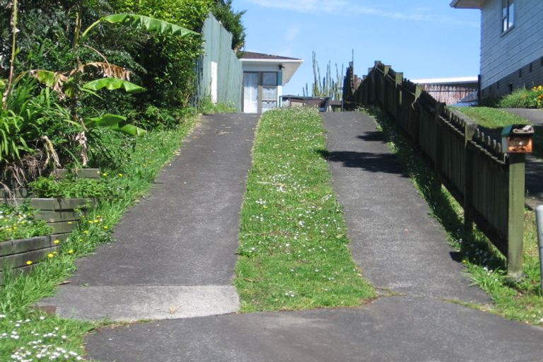 Photo of property in 14 Komako Place, Papatoetoe, Auckland, 2025