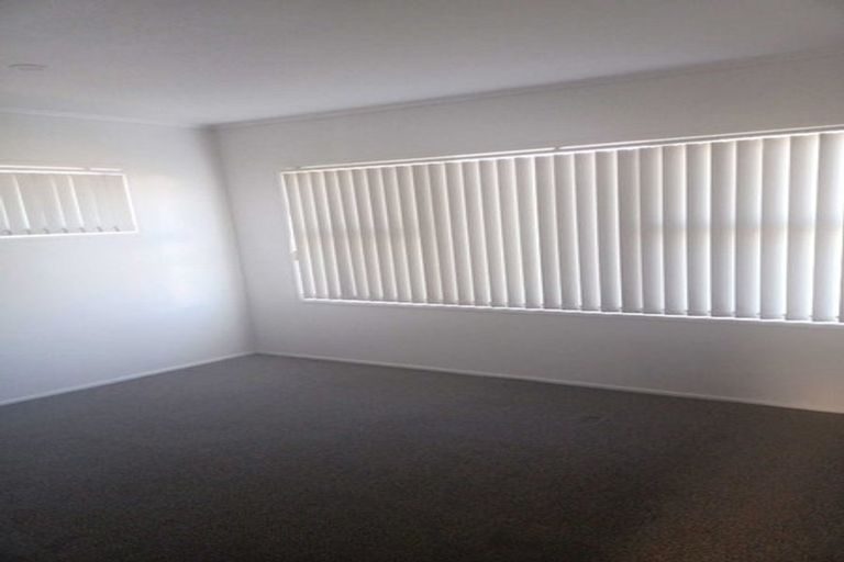 Photo of property in 66 Sunlands Drive, Manurewa, Auckland, 2102