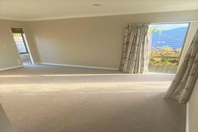 Photo of property in 2 Portchester Close, Bethlehem, Tauranga, 3110