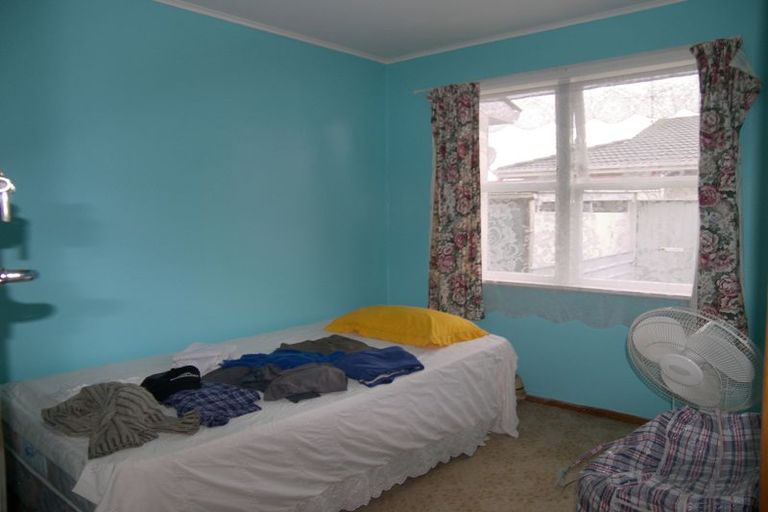 Photo of property in 2/17 Settlement Road, Papakura, 2110