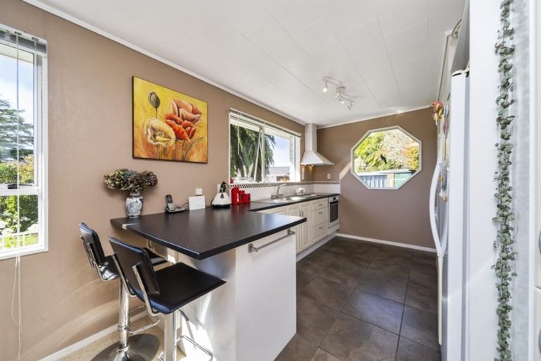 Photo of property in 60 Konini Street, Inglewood, 4330