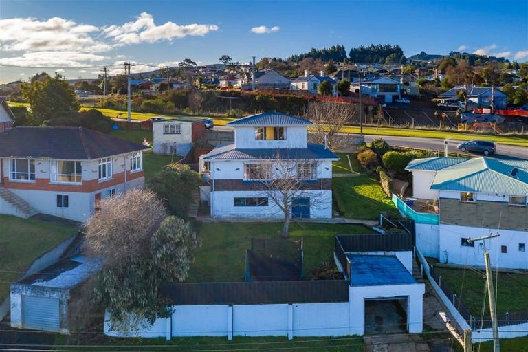 Photo of property in 66 Waldron Crescent, Green Island, Dunedin, 9018