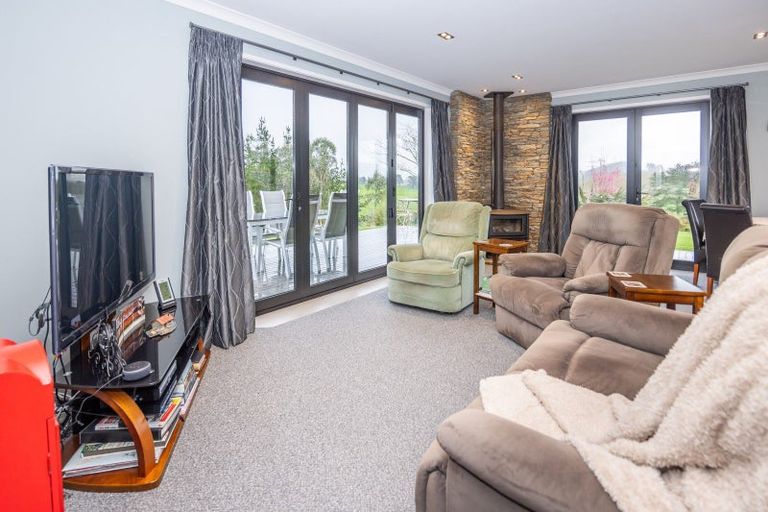 Photo of property in 32 Duval Way, Whatawhata, Hamilton, 3289