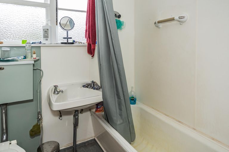 Photo of property in 16-16a Pembroke Street, Oamaru North, Oamaru, 9400