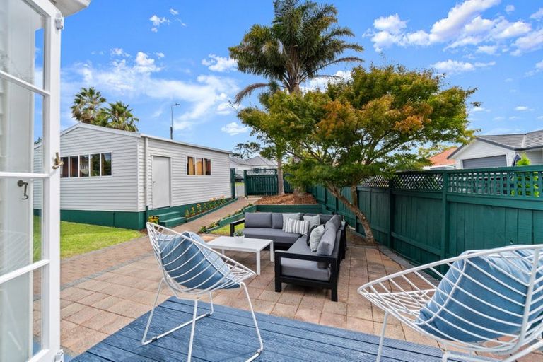 Photo of property in 47 Philomel Crescent, Bayswater, Auckland, 0622