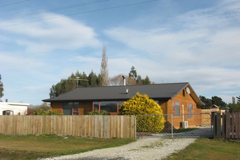 Photo of property in 105 Beach Street, Waikouaiti, 9510