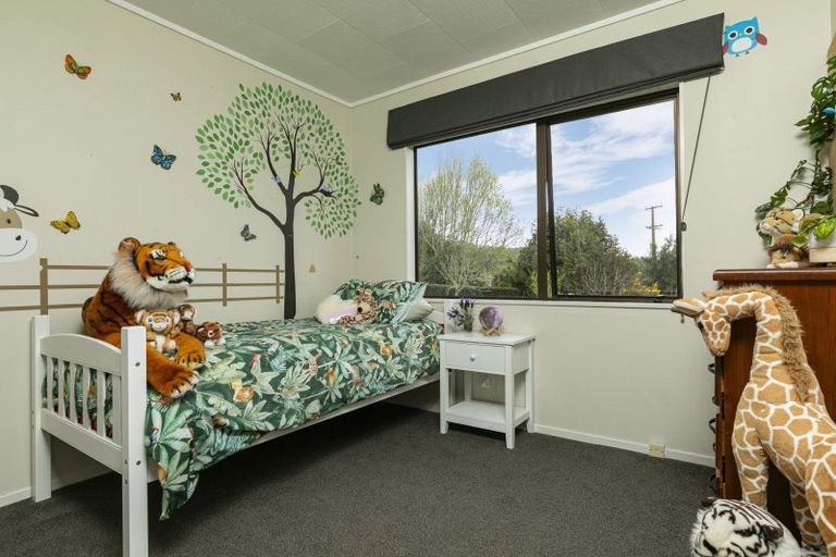 Photo of property in 1187 Peak Road, Helensville, 0875