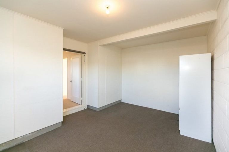 Photo of property in 323c Saint Aubyn Street, New Plymouth, 4310