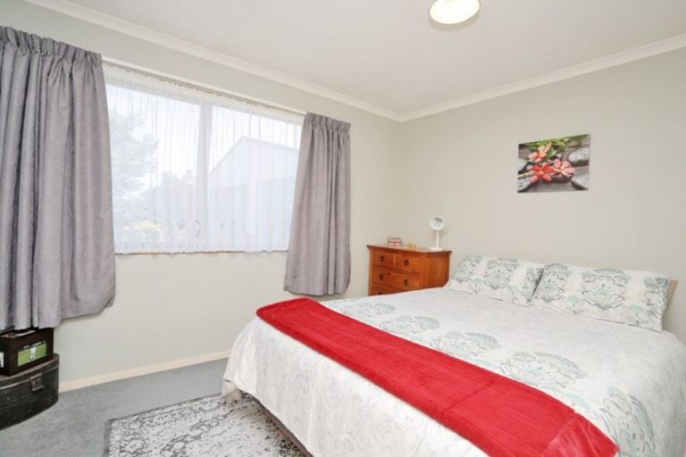 Photo of property in 22 Milford Street, Heidelberg, Invercargill, 9812