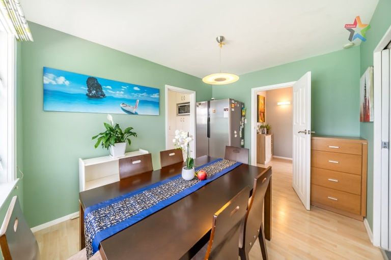 Photo of property in 6 Barraud Street, Avalon, Lower Hutt, 5011