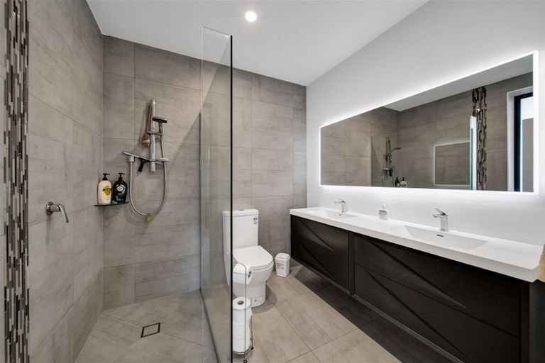 Photo of property in 16a Links Drive, Waiwhakaiho, New Plymouth, 4312