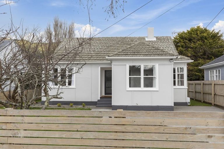 Photo of property in 180 Naenae Road, Naenae, Lower Hutt, 5011
