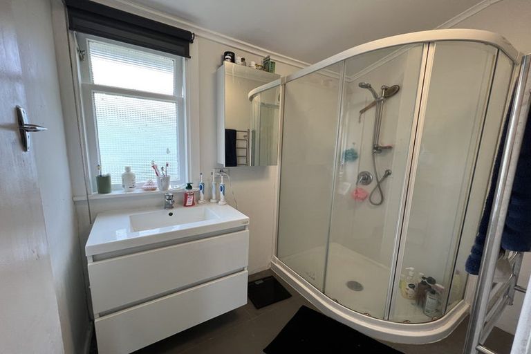 Photo of property in 109 Island Bay Road, Beach Haven, Auckland, 0626