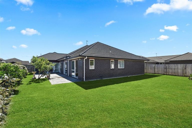 Photo of property in 29 Sirius Crescent, Rototuna North, Hamilton, 3210