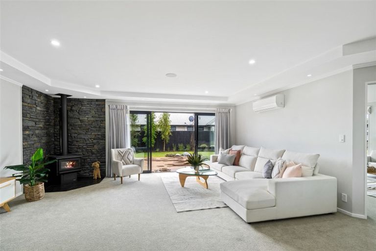 Photo of property in 6 Vaughan Drive, Rolleston, 7614