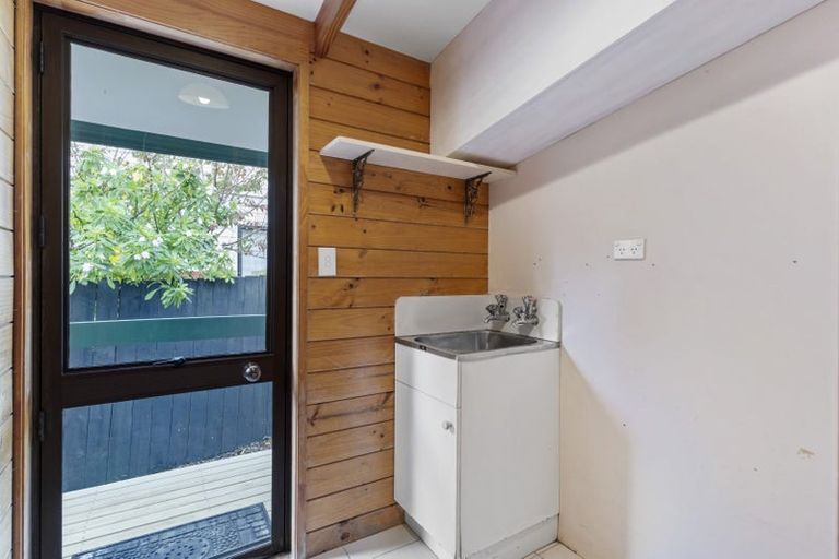 Photo of property in 22 Randal Place, Bayview, Auckland, 0629