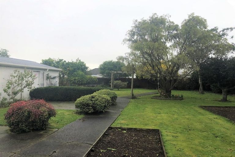 Photo of property in 52 Trafalgar Street, Levin, 5510