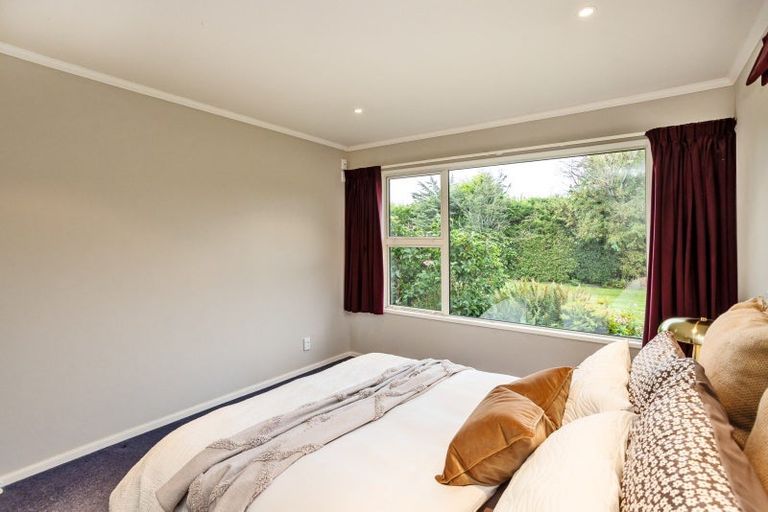 Photo of property in 22 Raeburn Avenue, Otatara, Invercargill, 9879