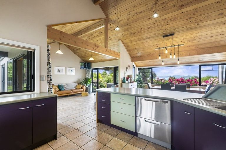 Photo of property in 28 Atkins Lane, Hamurana, Rotorua, 3097