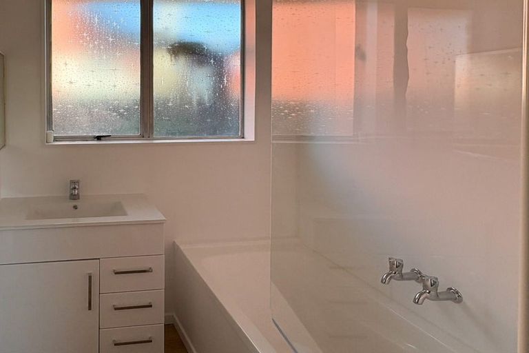 Photo of property in 15 Gilby Street, Linwood, Christchurch, 8011