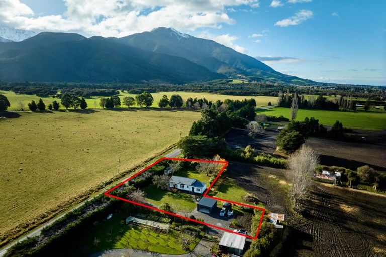Photo of property in 869 Inland Kaikoura Road, Inland Road, Kaikoura, 7373