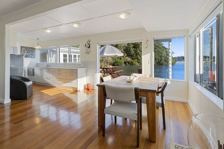 Photo of property in 11 Hope Avenue, Russell, 0202