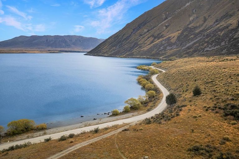 Photo of property in 909 Manuka Terrace, Ben Ohau, Twizel, 7999