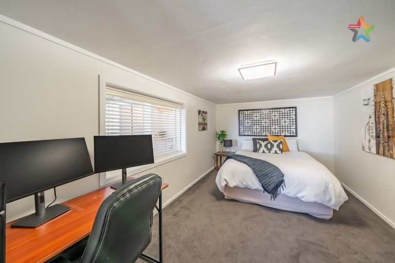Photo of property in 267b Dowse Drive, Maungaraki, Lower Hutt, 5010