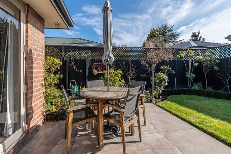 Photo of property in 102a Prestons Road, Redwood, Christchurch, 8051