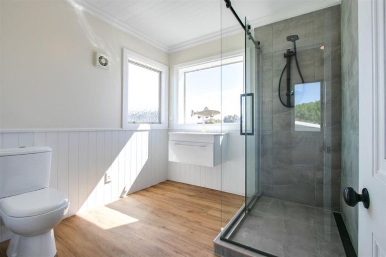 Photo of property in 20 Clifton Road, Haumoana, 4102